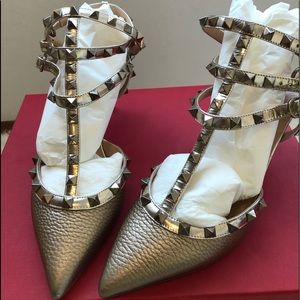 Valentino rockstuds heels